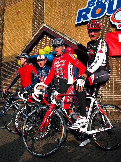 Cat and Fiddle