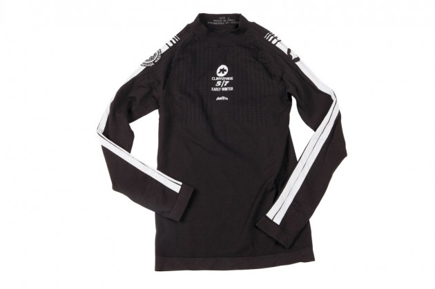 Assos-Skinfoil-early-winter-base-layer