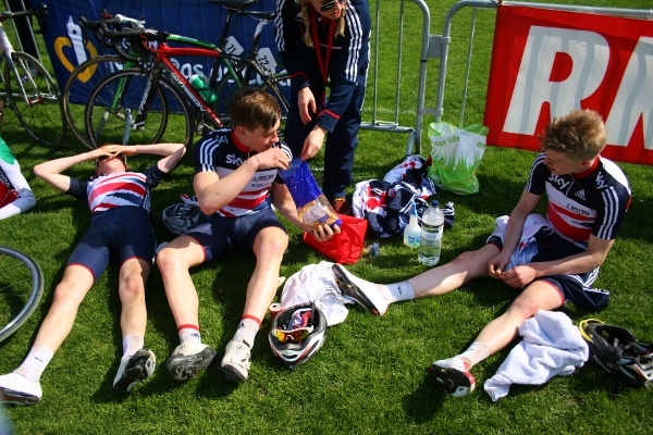 GB's junior riders recover after Junior Paris-Roubaix 2014