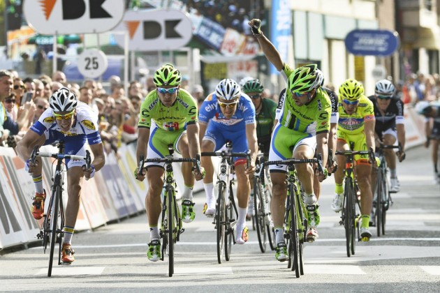 Peter Sagan wins on stage one of the 2014 3 Days of DePane