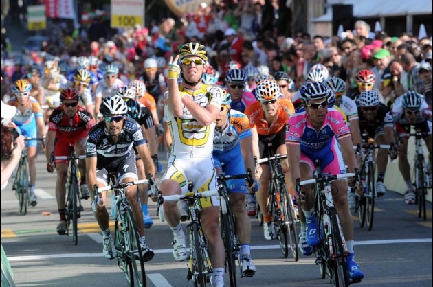 Mark Cavendish wins stage two of Tour de Romandie