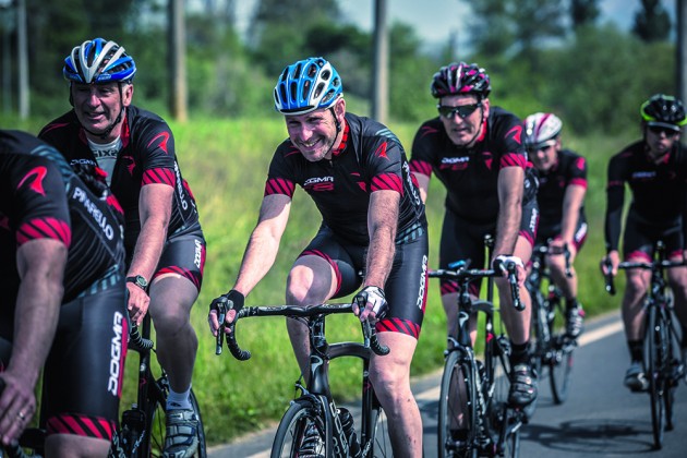 Simon Smythe rides the Pinarello Dogma F8