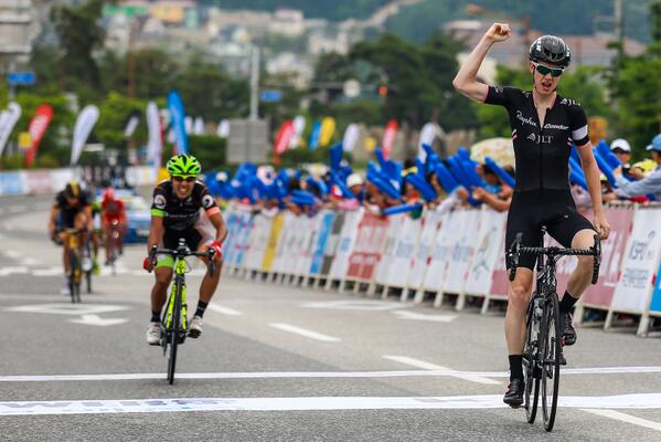 Mike Cuming wins stage five of the 2014 Tour of Korea