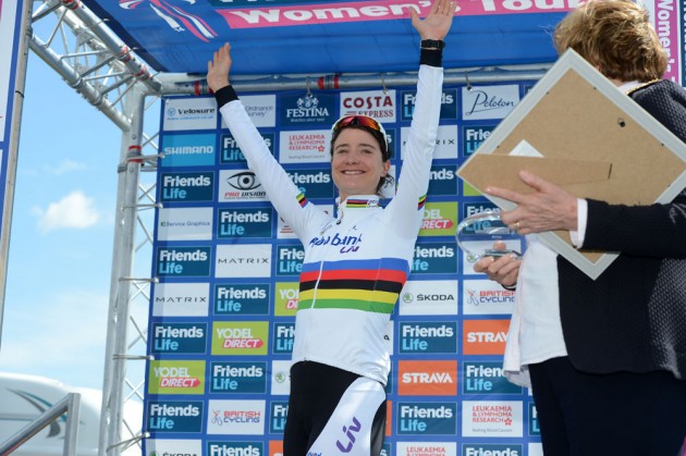 womens-tour-14-st3-Vos-podium