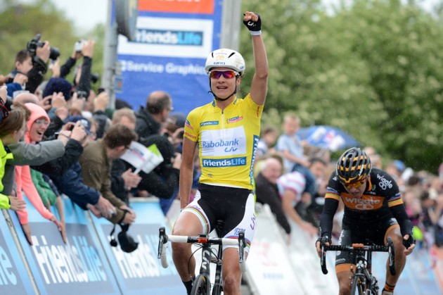 womens-tour-2014-st4-Vos-wins-stage-4-2
