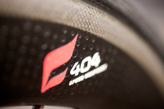 Zipp 404 Firestrike rim detail