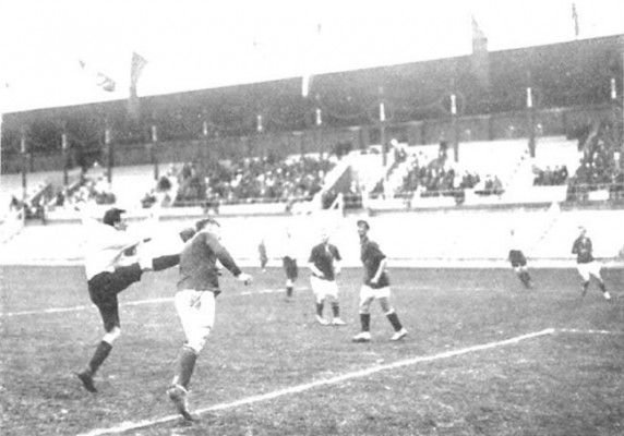 Football_at_the_1912_Summer_Olympics_-_Finland_v.s._UK