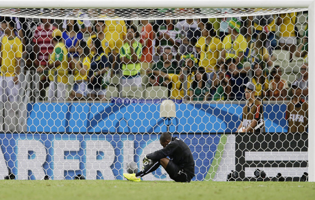 ivory-coast-goalkeeper