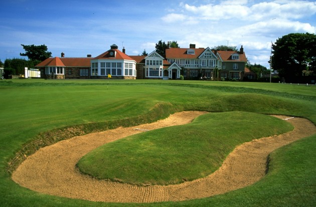 Muirfield 18th green and clubhouse