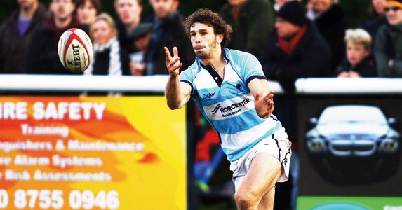 Tom Arscott in action for Worcester Warriors
