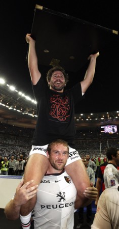 Cedric Heymans celebrates beating Montpellier in the Top 14 Final