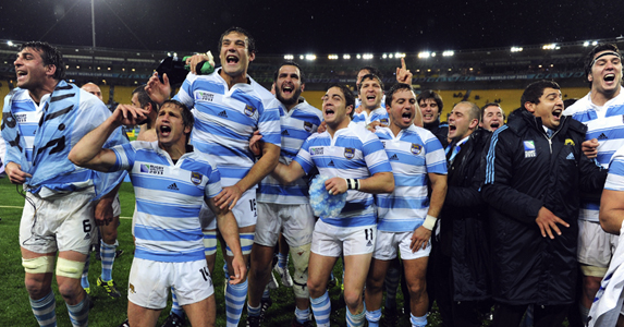 Argentinian players celebrate after beaing Scotland in the RWC Pool B match