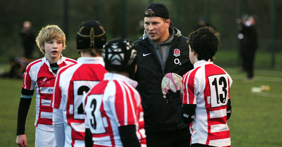 England hooker Dyland Hartley training an U13 side