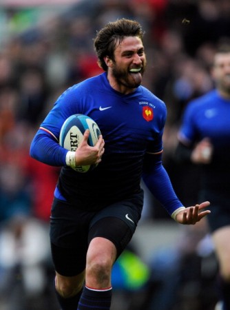 Maxime Medard on his way to the try-line at Murrayfield