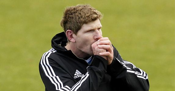 Adam Thomson replaces the injured Victor Vito