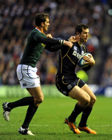 Hands off: Visser tries to escape Pienaar