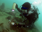 HMS invincible and diver thumb.jpg