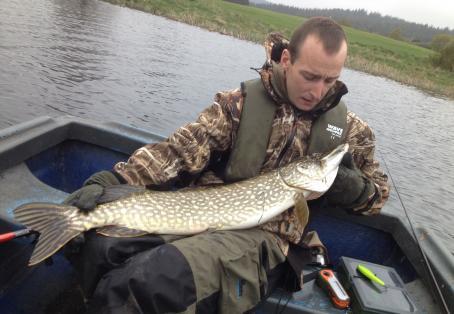 loch aboyne pike